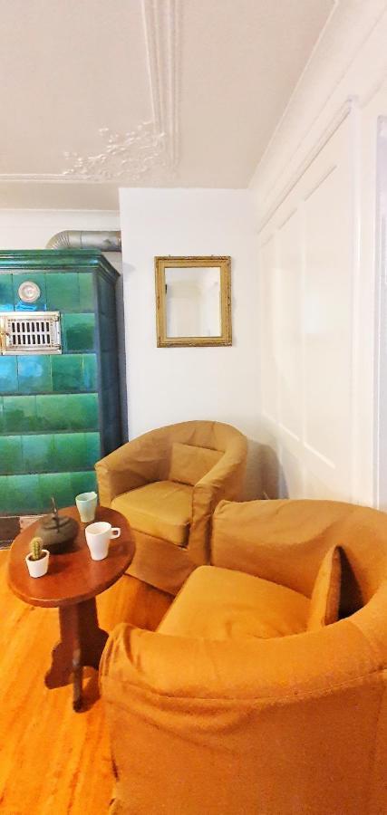 Sensi Living Station *