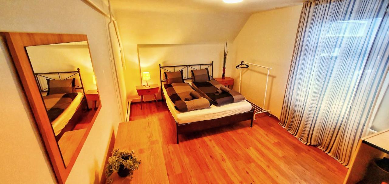 Sensi Living Station